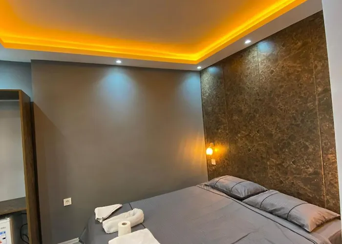 La Pella アパート *